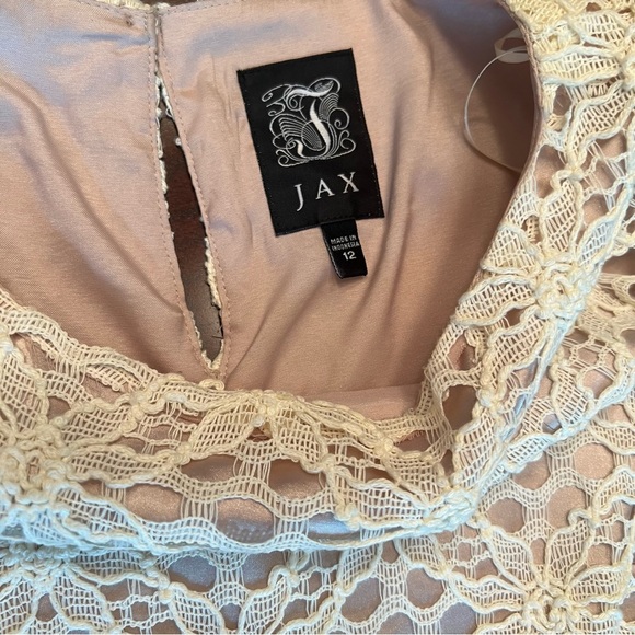 JAX (Black Label) – Cream/Off White Over Tan Crochet Lace Overlay Special Dress - Picture 14 of 17